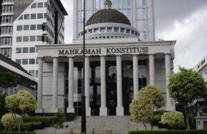 PSI Gugat Syarat Capres dan Cawapres Turun Jadi 35 Tahun, PBHI Minta MK Jadi Pelindung Ideologi Mahkamah Konstitusi