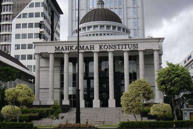 PSI Gugat Syarat Capres dan Cawapres Turun Jadi 35 Tahun, PBHI Minta MK Jadi Pelindung Ideologi Mahkamah Konstitusi