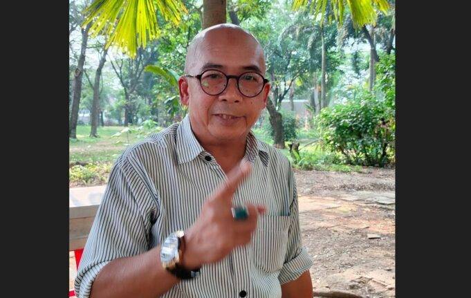 Kepentingan Politik, Lokasi Pembangunan SMPN 4 Citeureup dari Desa Sukahati Digeser ke Leuwinutug SMPN 4 CITEUREUP