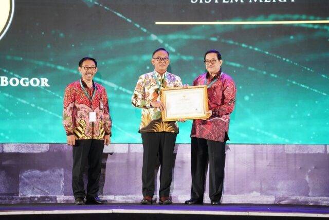 WhatsApp Image 2023-12-08 at 11.39.12 (1) Bupati Bogor