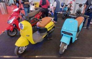 Hanya dengan Uang 5 Jutaan, Anda Sudah Bisa Bawa Pulang Motor Ini di Program 1 KTP 1 Motor Listrik Subsidi