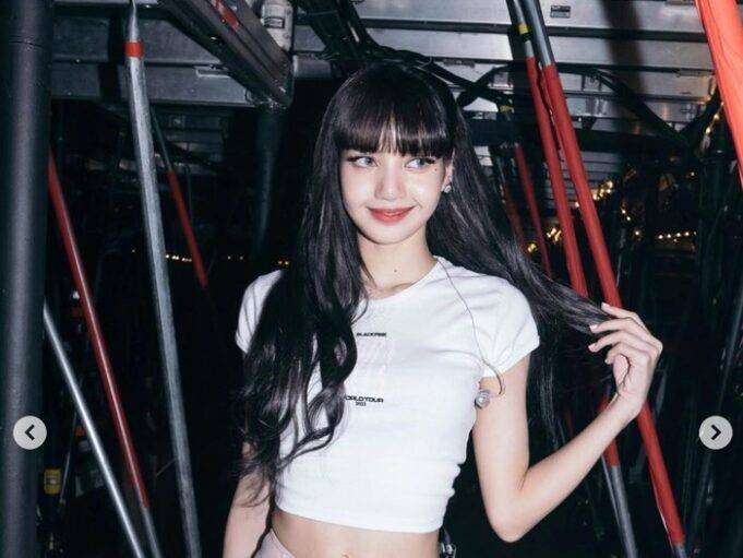 Dikabarkan Lisa BLACKPINK Tolak Kontrak Rp 578 M Dari YG Entertaiment lisa blackpink tolak kotrak