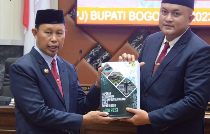 Ketua DPRD Rudy Susmanto Terima LKPj Bupati Bogor tahun 2023