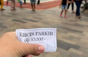 Kapolsek Bambang Askar Sodik Tegaskan Parkir Alun Alun Pondok Aren Gratis