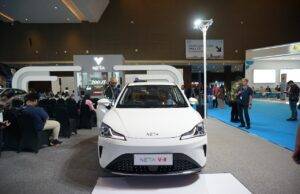 NETA V-II Dijual Rp200 Jutaan di PERIKLINDO Electric Vehicle Show 2024