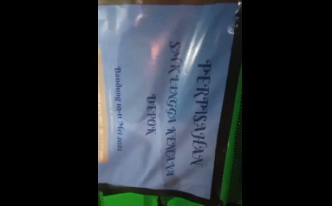 10 Orang dari SMK Lingga Kencana Depok Tewas Usai Bus Terguling di Ciater Sebuah bus rombongan SMK Lingga Kencana Depok terguling di Ciater, Kabupaten Subang, Jawa Barat, pada Sabtu (11/5/2024). (tangkapan layar video Twitter)