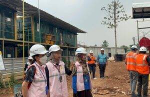Ekonomi Tumbuh, Trio Srikandi PLN Pimpin Percepatan Penyambungan Listrik Trio Srikandi PLN di Unit Pelaksana Pelayanan Pelanggan (UP3) Ciputat.