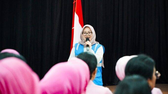 Srikandi PLN dan Bhayangkari: Berbagi Cahaya Pengetahuan Listrik untuk Masyarakat Srikandi PLN Unit Induk Distribusi (UID) Jakarta Raya dan Bhayangkari Cabang Polres Jakarta Timur berkolaborasi tingkatkan pemahaman Ibu tentang berbagai urusan listrik yang merupakan sumber energi utama dalam berbagai kegiatan rumah tangga. (dokumen istimewa)