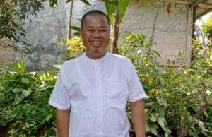 Belly, Ketua RT Berprestasi dari Desa Kalisuren Dayat atau akrab disapa Belly, Ketua RT 01 RW 09 Desa Kalisuren, Kecamatan Tajurhalang, Kabupaten Bogor.