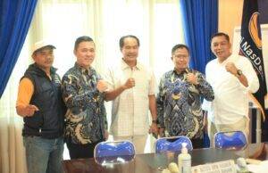 NasDem Kabupaten Bogor Puji Sulhajji Jompa, Bakal Diusulkan sebagai Cabup Bogor Kader Golkar Sulhajji Jompa bersilaturahmi dengan Ketua dan jajaran Pengurus DPD Partai Nasdem Kabupaten Bogor. (dokumen istimewa)