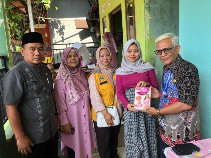 DPMD Kabupaten Bogor Beri Bantuan untuk Ibu Hamil dan Balita di 16 Posyandu