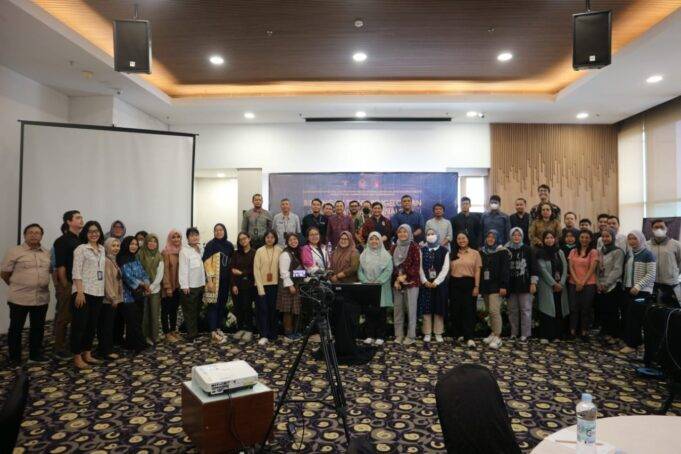 Asah Kreativitas SDM Kemenparekraf, JIP Hadir di Bimtek Pengelolaan Pelaporan dan Jurnalistik Jurnalis Indonesia Peduli (JIP) menggelar pelatihan Bimbingan Teknis Pengelolaan Pelaporan dan Jurnalistik kepada puluhan pegawai di lingkungan Deputi Bidang Sumber Daya dan Kelembagaan, Kementerian Pariwisata dan Ekonomi Kreatif (Kemenparekraf) Republik Indonesia, di Grand Mercure Harmoni, Jalan Hayam Wuruk, Gambir, Jakarta Pusat pada Kamis (4/7/2024). (JIP)
