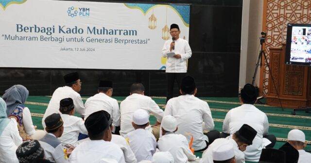 Dalam rangka merayakan tahun baru Islam 1446 Hijriah dan Hari Anak Nasional, PLN Unit Induk Distribusi (UID) Jakarta Raya melalui Yayasan Baitul Mal (YBM) PLN membagikan kado muharram kepada anak yatim piatu dan dhuafa. (PLN)