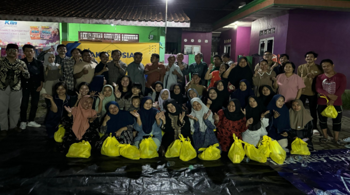 DPD Pemuda Kiara Gandeng Yayasan Ibnu Sina dan LBH Lingkar Hukum Beri Bantuan untuk SMP hingga SMK Keluarga Duafa dan Anak Yatim Piatu DPD Pemuda Kiara gandeng Yayasan Ibu Sina dan LBH Lingkar Hukum untuk memberi beasiswa dan bantuan hukum gratis kepada SMP hingga SMK keluarga duafa.