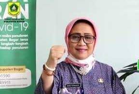Mantan Kadis Kesehatan Teh Mike Akan Masuk Bursa Calon Bupati Bogor? Dokter Mike Kaltarina, mantan Kepala Dinas (Kadis) Kesehatan Kabupaten Bogor. (dokumen istimewa)