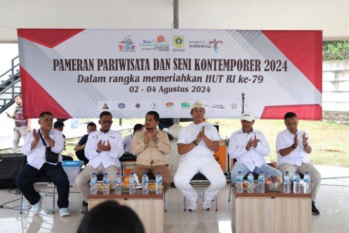 Dinas Kebudayaan dan Pariwisata Kabupaten Bogor Gelar Pameran Pariwisata dan Seni Kontemporer di Rest Area Puncak