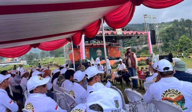 Ketua DPRD Saat Hadir di Jambore Apdesi