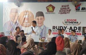 Sapa Warga Jonggol, Calon Wakil Bupati Bogor Jaro Ade Jadikan Persoalan Kesejahteraan Pembuka Intraksi dengan Masyarakat