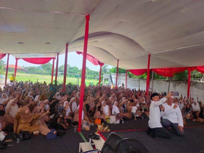Hadiri Maulid di Rumah Tokoh Gerindra, Calon Wakil Bupati Bogor Jaro Ade Tegaskan Komitmennya Terhadap Dunia Pendidikan