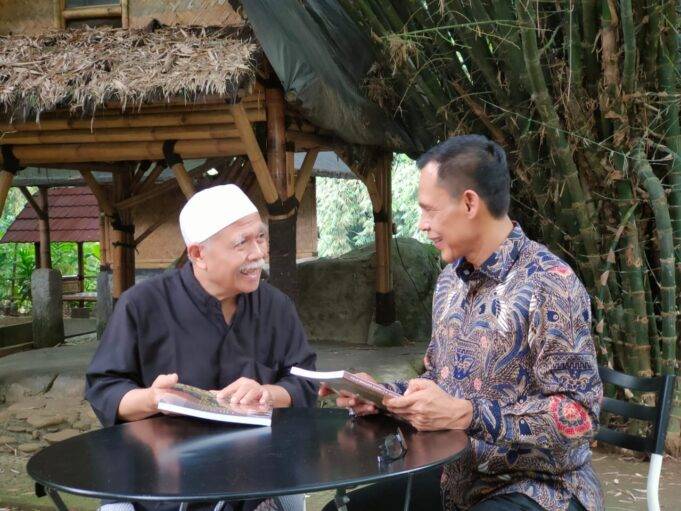 Belajar dari Rumah Bambu Jatnika, Calon Wakil Bupati Bogor Jaro Ade Berharap Lahan Pasca Tambang Wajib Ditanami Bambu