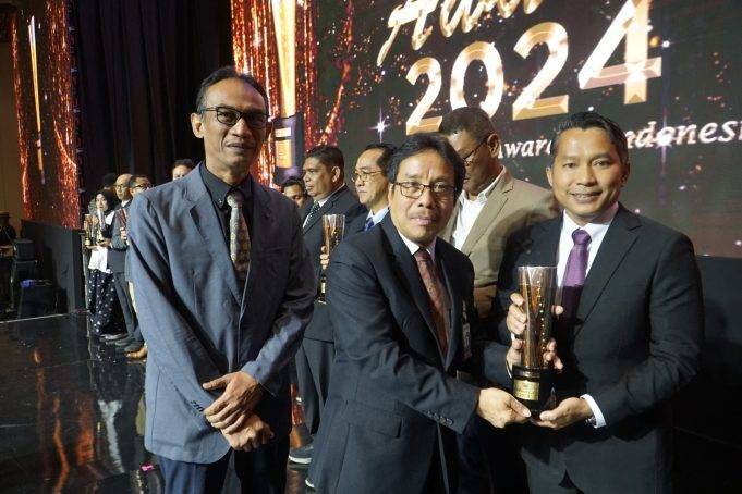 Raih Gold Pada SNI Award 2024, PLN Jakarta Buktikan Kinerja Terus Tumbuh