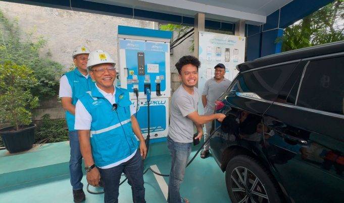 Siap Layani Pemudik Nataru, PLN Pastikan SPKLU Andal di Jalur Mudik dan Destinasi Wisata