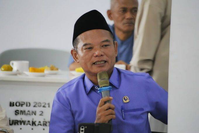 Alhamdulillah.. Tidak ada lagi Ijazah SMA/SMK/SLB Negeri dan Swasta Tertahan Sekolah Dengan Alasan Apapun