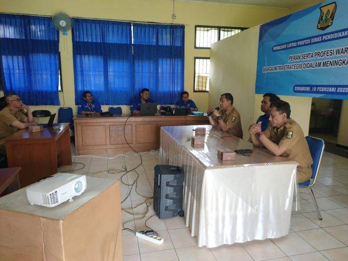 Disdik dan PWI Berkolaborasi Gelar Pelatihan Jurnalistik bagi Kepsek di Sukabumi