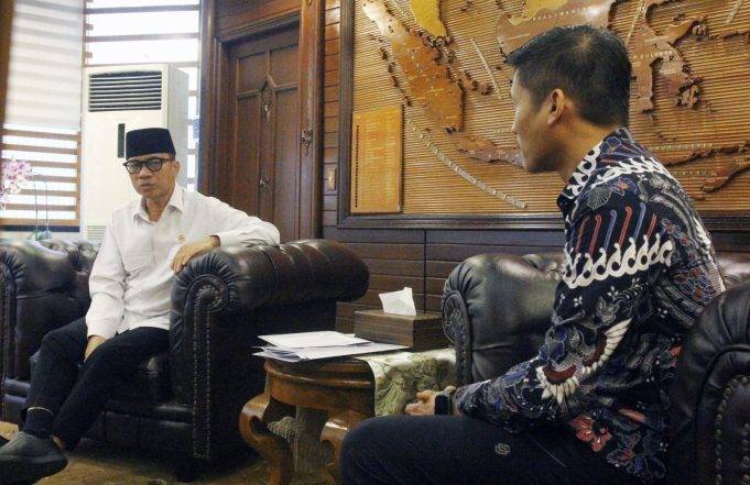 Apresiasi Program Desa Digital Jurnalis Indonesia Peduli, Kemendes PDT Siap Kolaborasi Yandri menyampaikan Kemendes PDT mendukung program Desa Digital besutan JIP. (JIP)