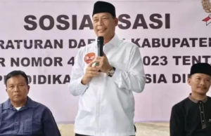 Sambil Bukber, Wakil Ketua DPRD Kabupaten Bogor Junaidi Samsudin Sosialisasikan Perda PAUD