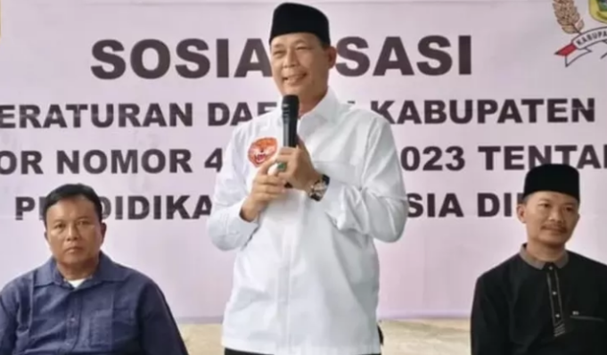 Sambil Bukber, Wakil Ketua DPRD Kabupaten Bogor Junaidi Samsudin Sosialisasikan Perda PAUD