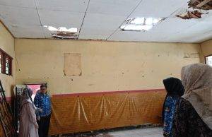 SDN 3 Karangtengah Cibadak Rubuh, Kabid SD: Kami akan Segera Perbaiki Tahun Ini!