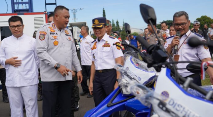 Bupati Bogor Rudy Susmanto Meluncurkan Uji Berkala Kendaraan Bermotor Keliling di Area Stadion Pakansari Bupati Bogor Rudy Susmanto. (ist)
