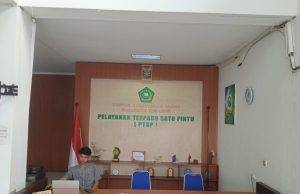 Kantor Urusan Agama (KUA) Kecamatan Cibadak, Salah Satu Oknumnya Diduga Lakukan Pungli di Luar Prosedur