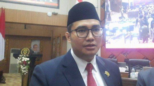 Ketua-DPRD-Kabupaten-Bogor-Sastra-Winara-pada-Jumat-18102024