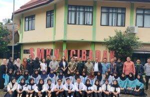 Bursa Kerja Khusus SMKN 1 Pertanian Cibadak Bersama KADIN Lakukan Temu Kunjungan Dengan 4 Delegasi Jepang Dalam Rangka Memperkuat Kerja Sama Dunia Usaha dan Siap Menghadapi Pasar Kerja Global