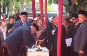 Tiga Pejabat Pimpinan Tinggi Pratama di Lantik Bupati Bogor Rudy Susmanto di Alun-Alun Kecamatan Jonggol