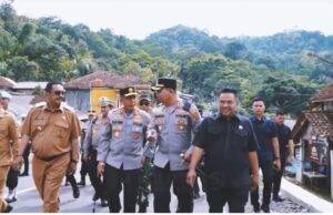 Kapolda Tinjau Kesiapan Operasi Lilin Lodaya 2025, DPRD Sukabumi Siap Mendukung Demi Terciptanya Keamanan dan Kenyamanan