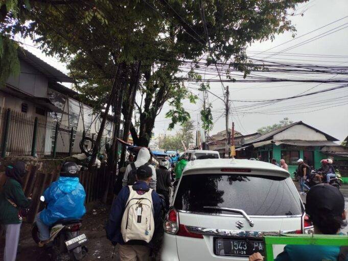 Kemacetan di Ruas Jalan Stasiun Cilebut Sudah Jadi Langganan, Angkot Jadi Biang Kerok