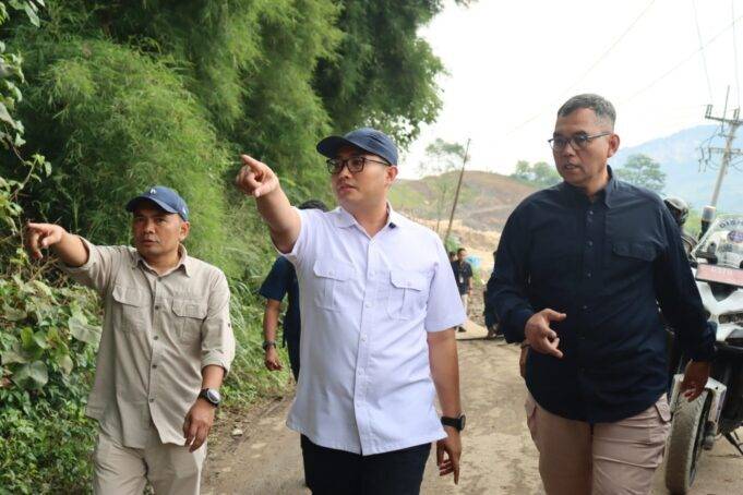 Ketua DPRD Kabupaten Bogor Sastra Winara Meminta Pemkab Cabut Izin Pengembang Perumahan Nakal