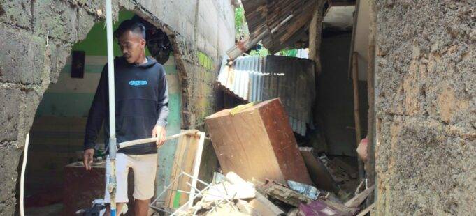 Pembangunan Perumahan Diduga Jadi Biang Kerok Banjir Bandang yang Merusak Rumah Warga di Desa Cijayanti