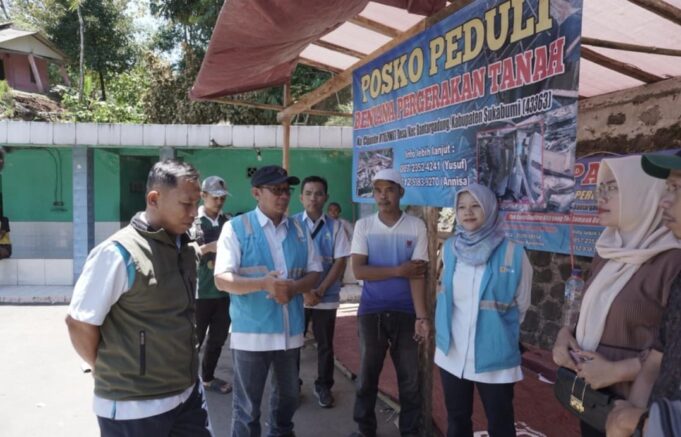 Bentuk Kepedulian kepada Masyarakat, PLN UP3 Sukabumi Salurkan Bantuan Melalui YBM PLN