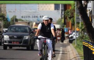 Pemkot Bekasi Gelar Apel Senin, Wali Kota Soroti Budaya Bersepeda dan Minimnya Jalur Sepeda