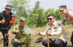 Beri Apresiasi Program TMMD, Ketua DPRD Kabupaten Bogor Sastra Winara Menilai Program Ini Bentuk Sinergi Pemkab dan TNI Guna Percepat Pembangunan di Pedesaan