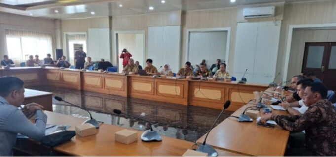 Jadi Sorotan Ketua Komisi II DPRD Kabupaten Sukabumi, Tower Tak Berizin Lengkap Harus Ditindak