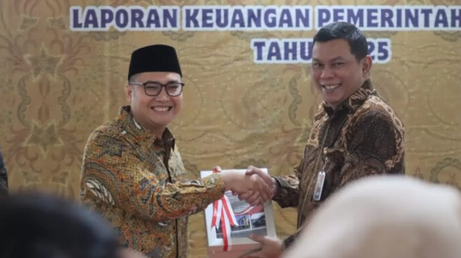 Berikan Apresiasi Pemkab Bogor Raih WTP, Ketua DPRD Kabupaten Bogor Sastra Winara: Ini Sangat Membanggakan dalam Tata Kelola Pemerintahan