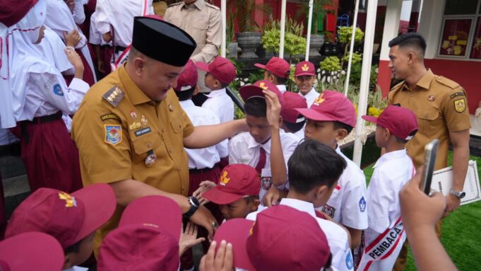 Melalui Program Kami Mendengar, Bupati Bogor Rudy Susmanto Hadir Langsung di SDN 04 Cijayanti Babakan Madang untuk Menyerap Aspirasi