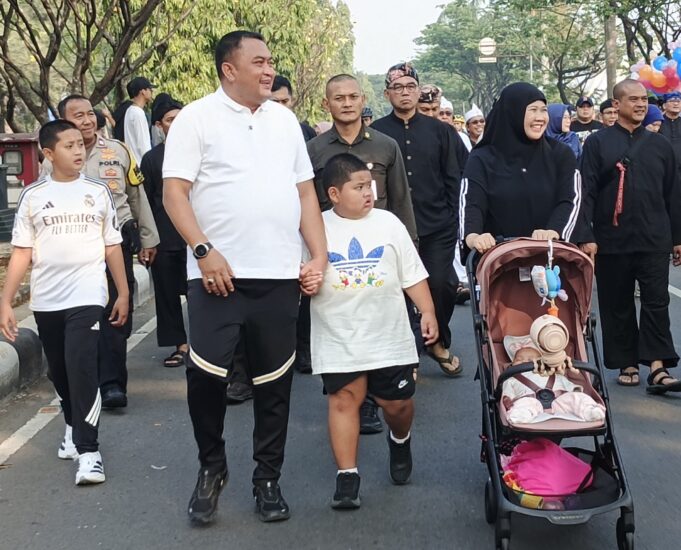 Nikmati Suasana Car Free Day, Bupati Bogor Rudy Susmanto Ajak Masyarakat Mampir dan Jajan Produk UMKM