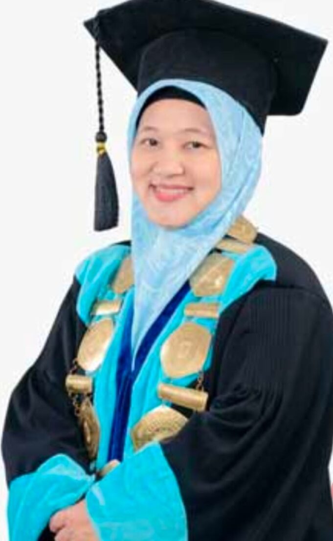 Memuncaki Tangga Karier Akademis, Prof. Dr. Reny Sukmawani, S.P., M.P,. Secara Resmi dtetapkan Sebagai Guru Besar Bidang Kepakaran Pembangunan Pertanian Universitas Muhammadiyah Sukabumi