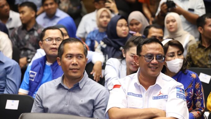Anton Sukartono Suratto Takjub Terhadap Semangat Anak Muda Peserta Lomba Pidato Muda AHY